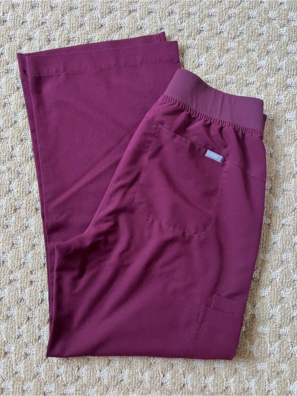 Figs Women's Scrub Pants in Burgundy